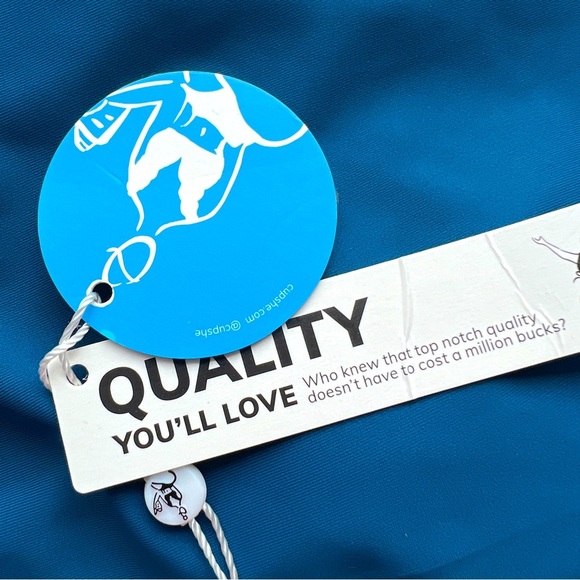 NWT Cupshe Portofino Escape Twist Front Halter One Piece Swimsuit - Picture 4 of 7